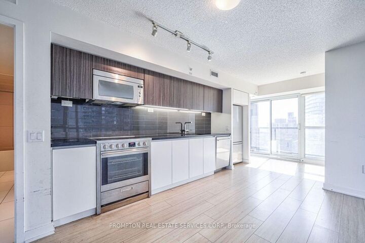 Property Photo: 85 Queens Wharf Road 906 ON M5V 0J9