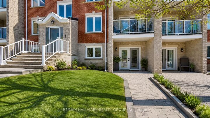 237 Oak Street W 1102 — photo 1