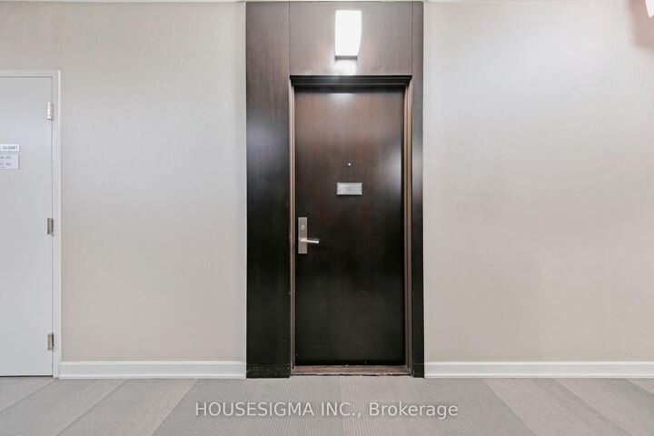Property Photo: 60 Absolute Avenue 507 ON L4T 0A9