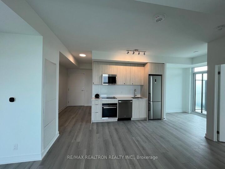 Property Photo: 20 Deans Drive 610 ON M1L 0J7