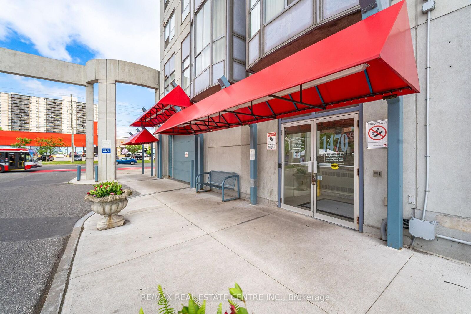 Property Photo: 1470 Midland Avenue 718 ON M1P 4Z4