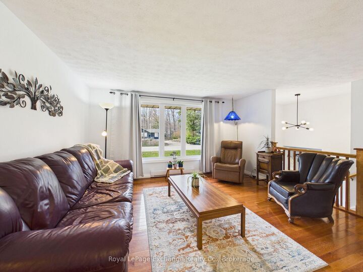 Property Photo:  32 Blairs Trail  ON N2X 0B3 