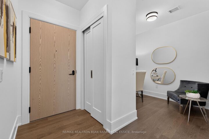 Property Photo: 10 Inn On The Park Drive 1903 ON M3C 0P9