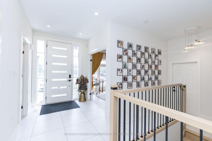 Property Photo: 445 Julia Drive ON L3C 0E7