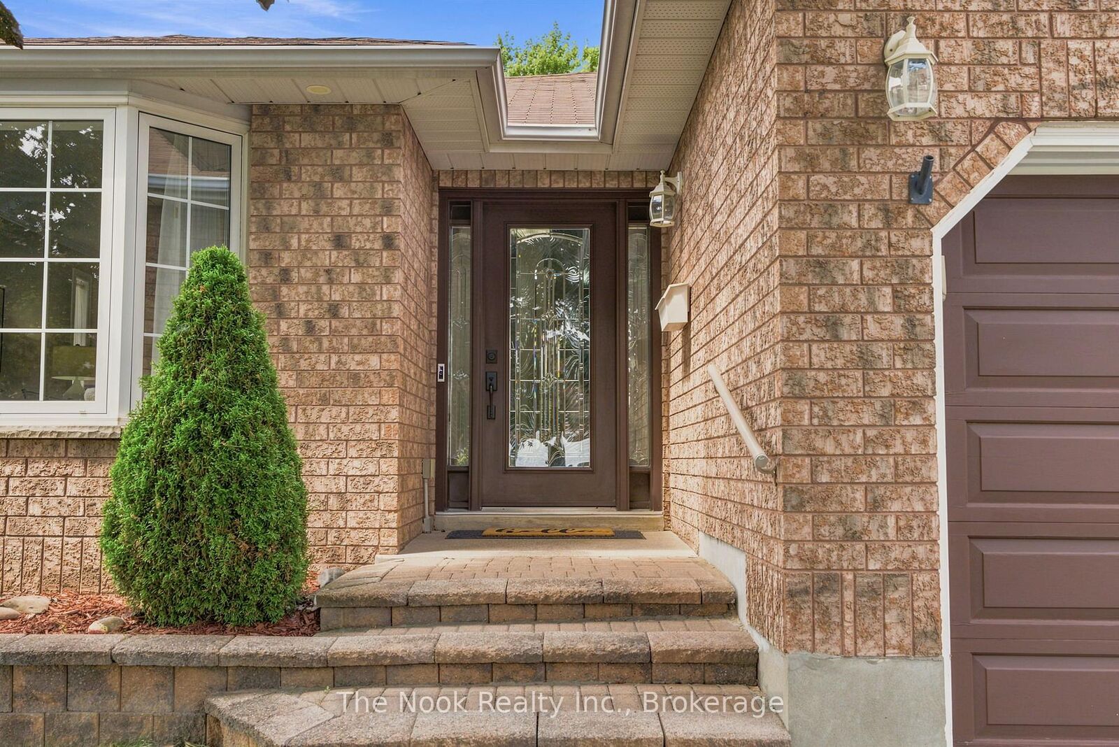 Property Photo: 733 Sundance Circle ON L1J 8N9
