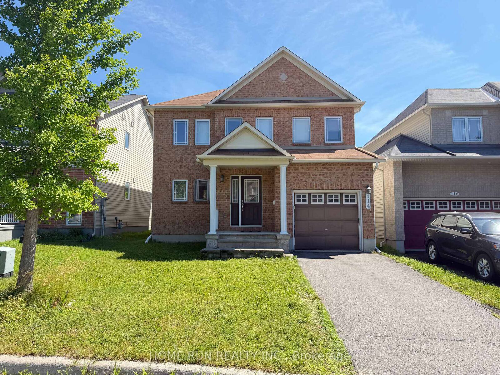 Property Photo:  114 Glendore Street  ON K2J 0N1 