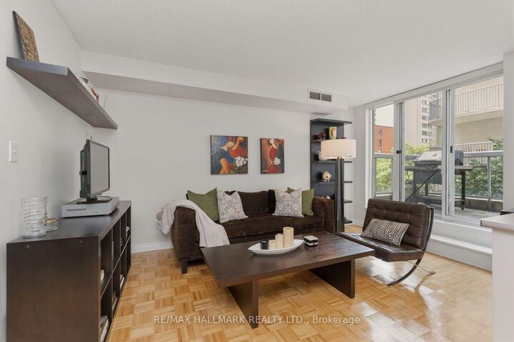 Property Photo: 43 Eglinton Avenue E 310 ON M4P 1A2