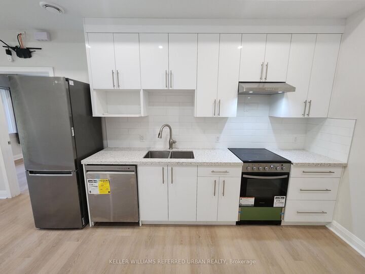 Property Photo: 998 Bloor Street W 4 ON M6H 1L8