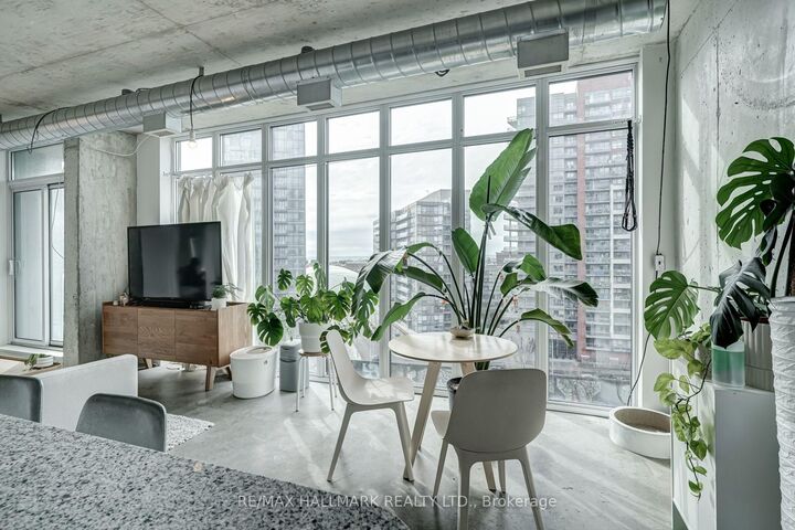 Property Photo: 150 Sudbury Street 910 ON M6J 3S8