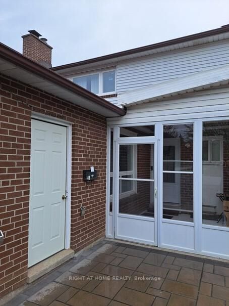 Property Photo:  148 Sexton Crescent  ON M2H 2L6 
