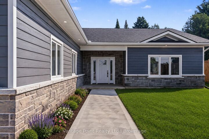 Property Photo: 107 Toronto Road ON N0C 1E0