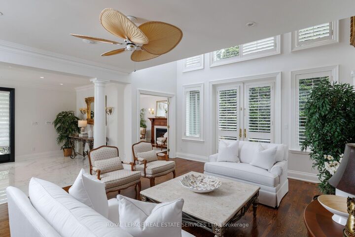 Property Photo: 70 Shorewood Place ON L6K 3Y4