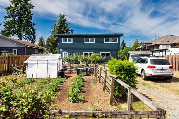 Property Photo: 549 Dogwood St BC V9W 2Y4