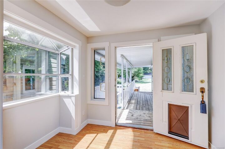 Property Photo: 9486 Chemainus Rd BC V0R 1K5