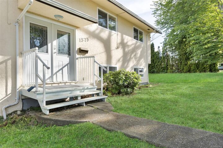 Property Photo: 1575 Burton Ave BC V8T 2N3
