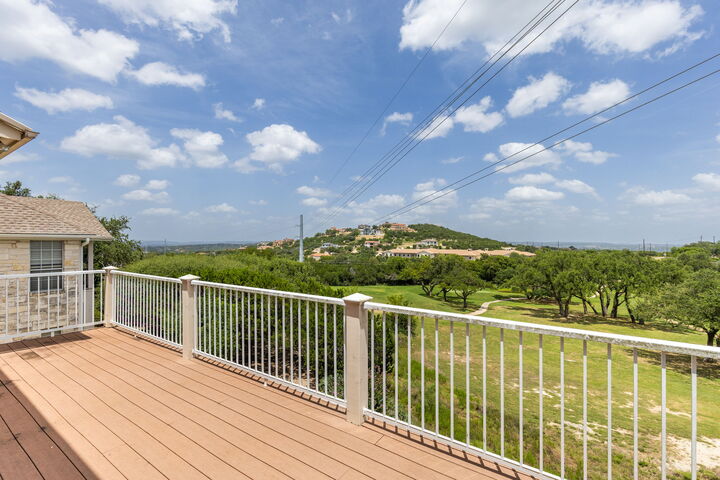 Property Photo:  214 Golf Crest Lane  TX 78734 