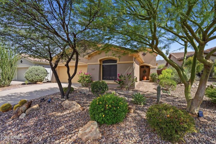 Property Photo:  2446 W Muirfield Drive  AZ 85086 