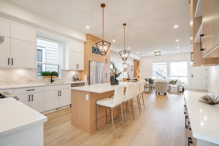 Property Photo: 16673 16 Avenue BC V3S 9X7