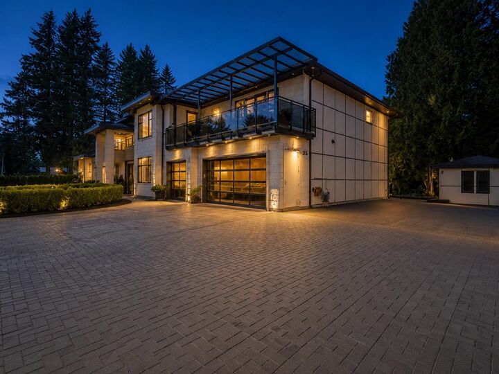 Property Photo: 19765 38 Avenue BC V3A 2T6