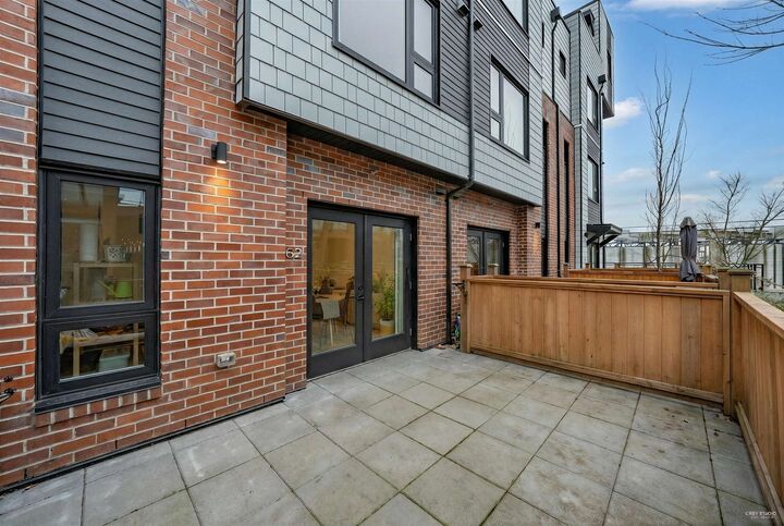 Property Photo: 565 E 2nd Street 162 BC V7L 1E1