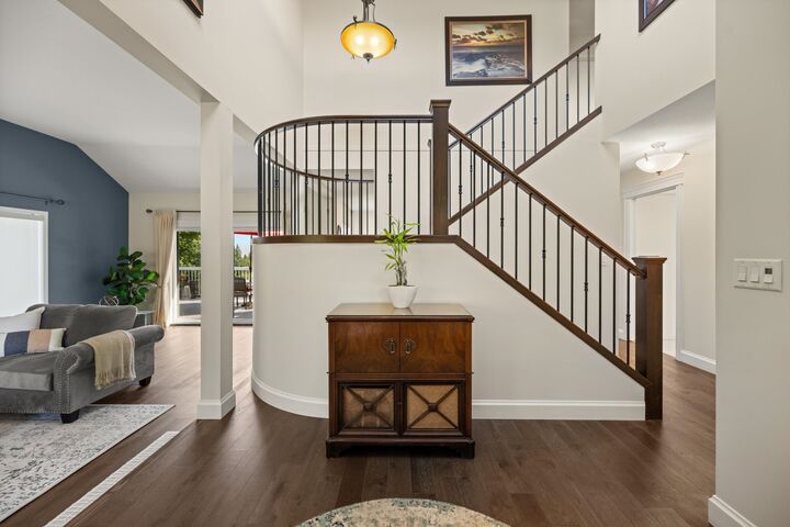 Property Photo:  2312 Hampshire Place  BC V2S 6N4 