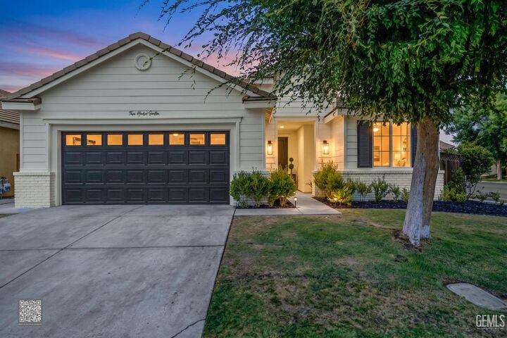 Property Photo: 317 Dumont Drive CA 93312