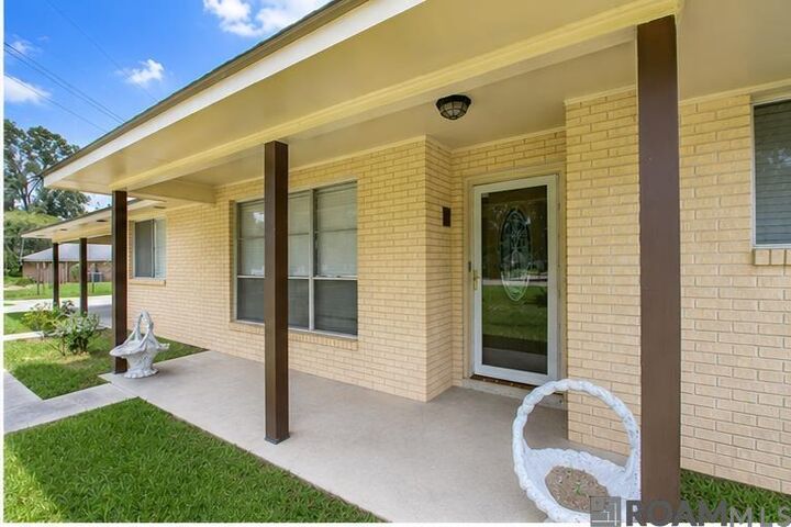 Property Photo:  5388 Goodland Dr  LA 70739 