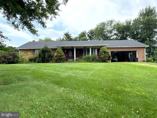 Property Photo: 9520 Carlisle Road PA 17019