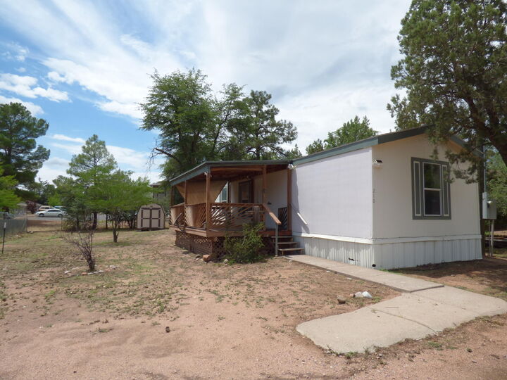 Property Photo:  210 S Goodnow Road  AZ 85541 
