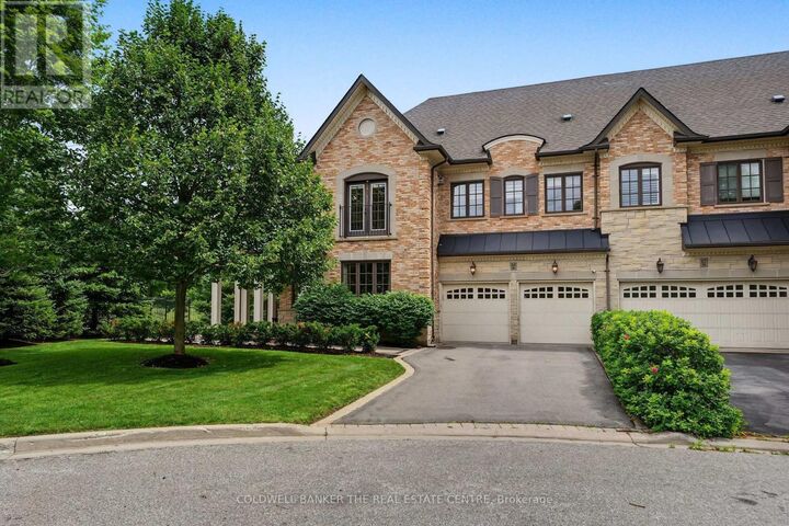 Property Photo: 64 Jenny Thompson Court ON L4S 0E7