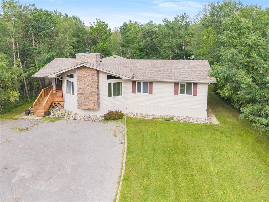 Property Photo:  30 Ida Bay  MB R0E 0T0 