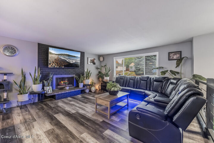 Property Photo:  3219 E 19th Ave  WA 99223 