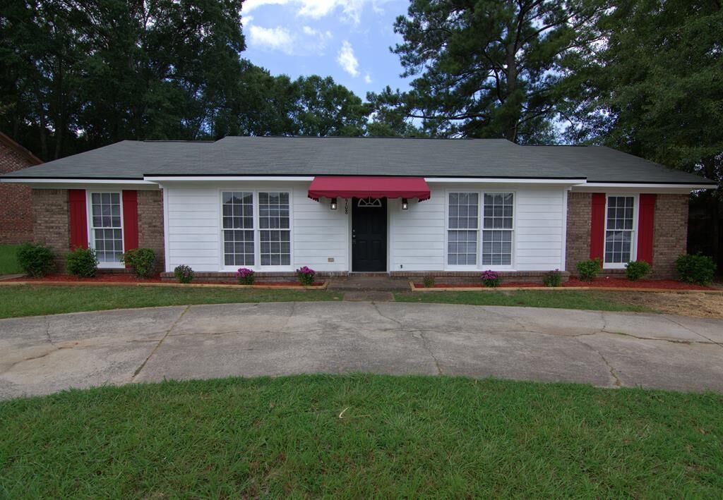 Property Photo:  2708 Skylake Drive  GA 31907 