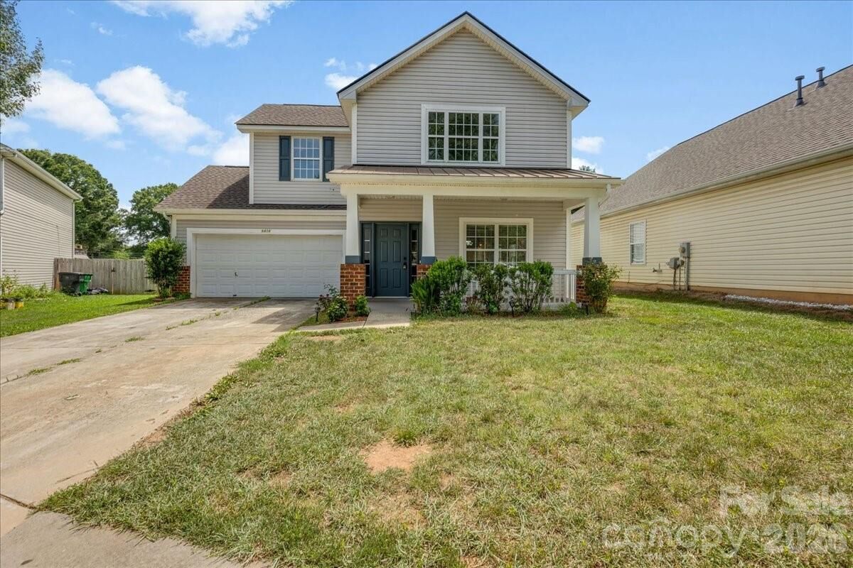 Property Photo:  6410 Castlewynd Court  NC 28212 