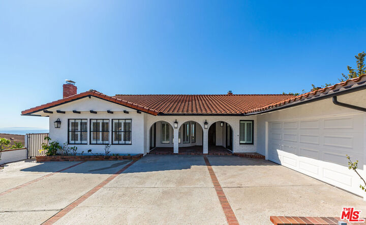 Property Photo: 24630 Blue Dane Ln CA 90265