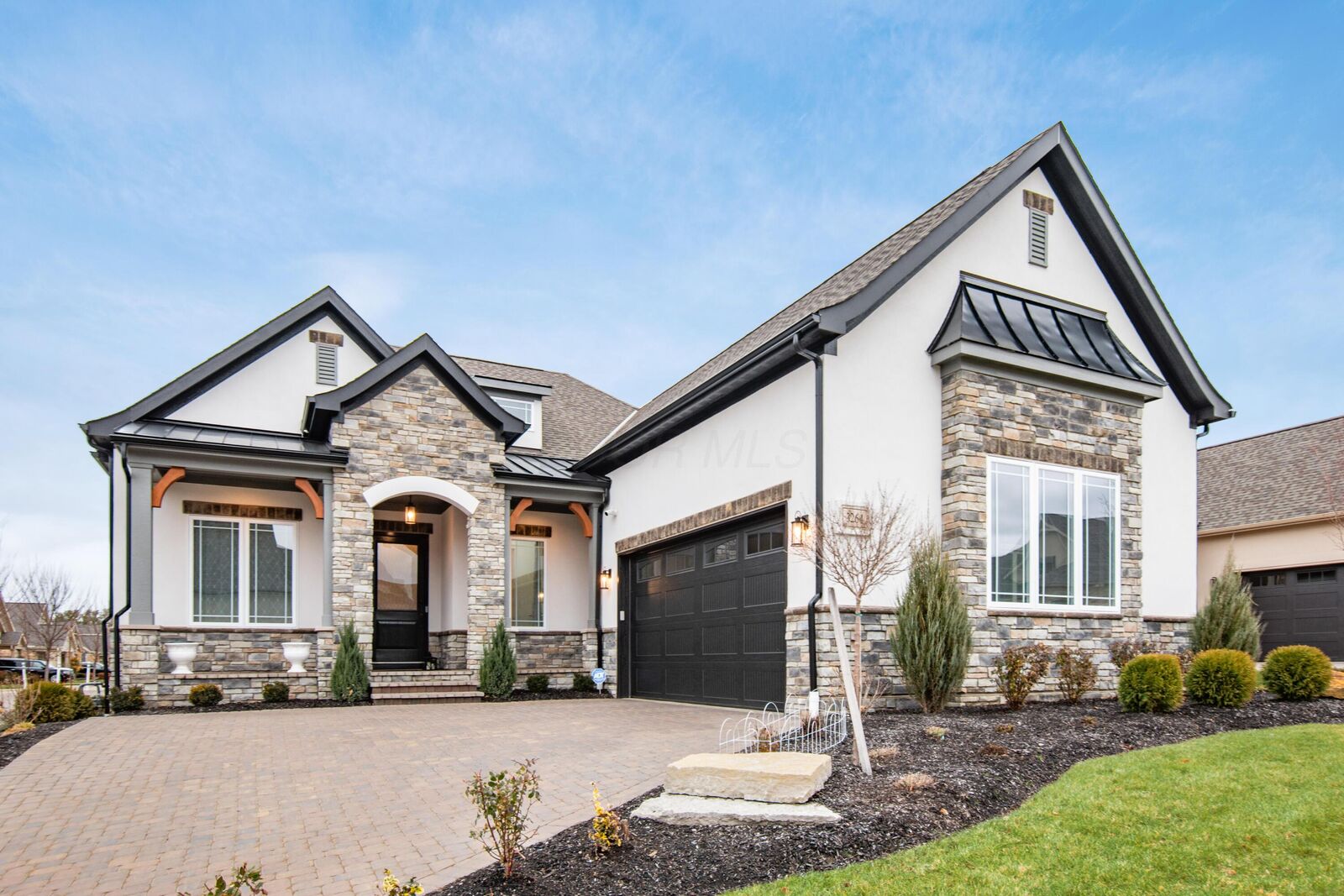 Property Photo: 3264 Wolf Ridge Drive OH 43017