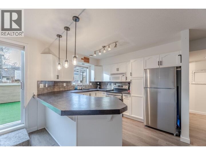 Property Photo:  99 Calgary Avenue 105  BC V2A 2T7 