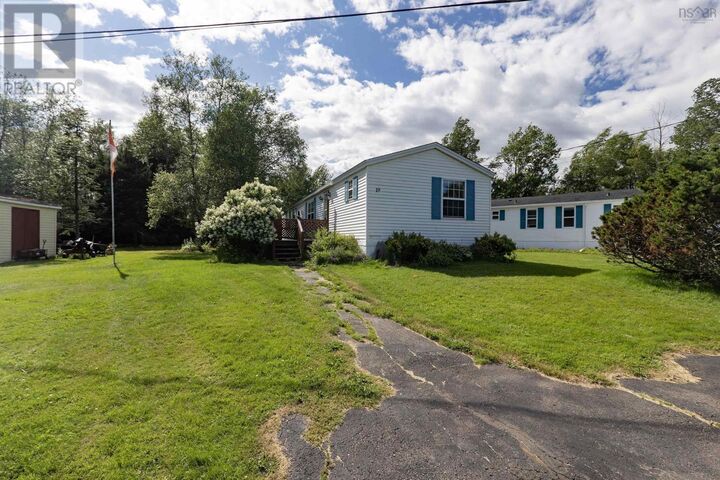 Property Photo:  19 Kimberly Court  NS B4H 4N7 