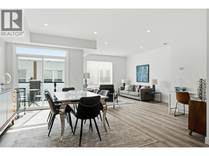 610 Academy Way 125 — photo 1