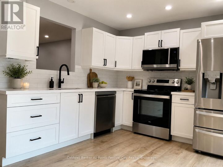 Property Photo: 237 Wellington Street ON N0K 1N0