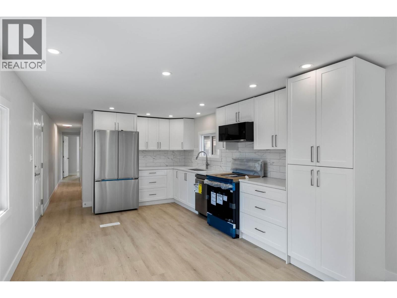 Property Photo: 2805 Westsyde Road 14 BC V2B 7E1