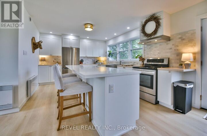 Property Photo: 767 Leclair Avenue ON P4R 0C1