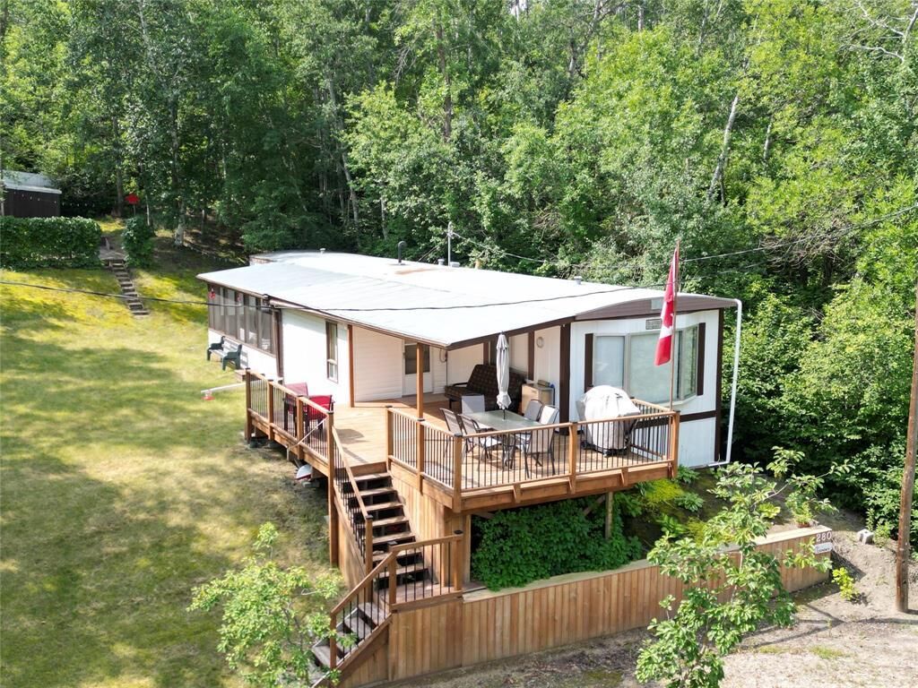 Property Photo: 280 Poplar Street MB R0K 0L0