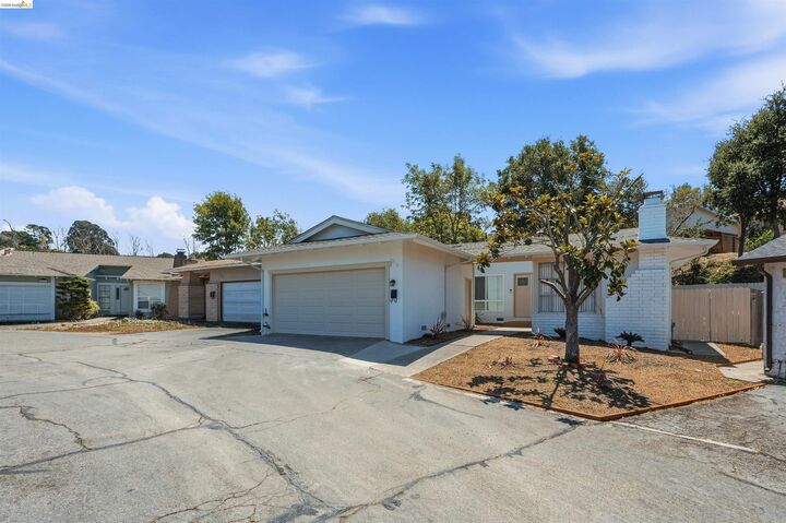 Property Photo:  1072 View Dr  CA 94803 