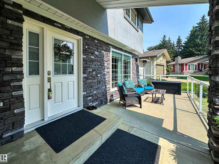 Property Photo:  71 Lancaster Crescent  AB T8N 2N9 