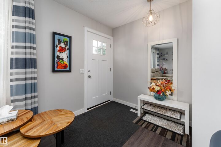Property Photo: 11227 40 Avenue NW AB T6J 0P9