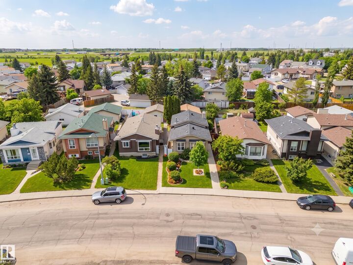 Property Photo: 7422 188 Street NW AB T5T 5J7