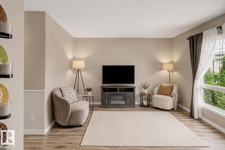 Property Photo:  16114 43 Street NW  AB T5Y 0G5 