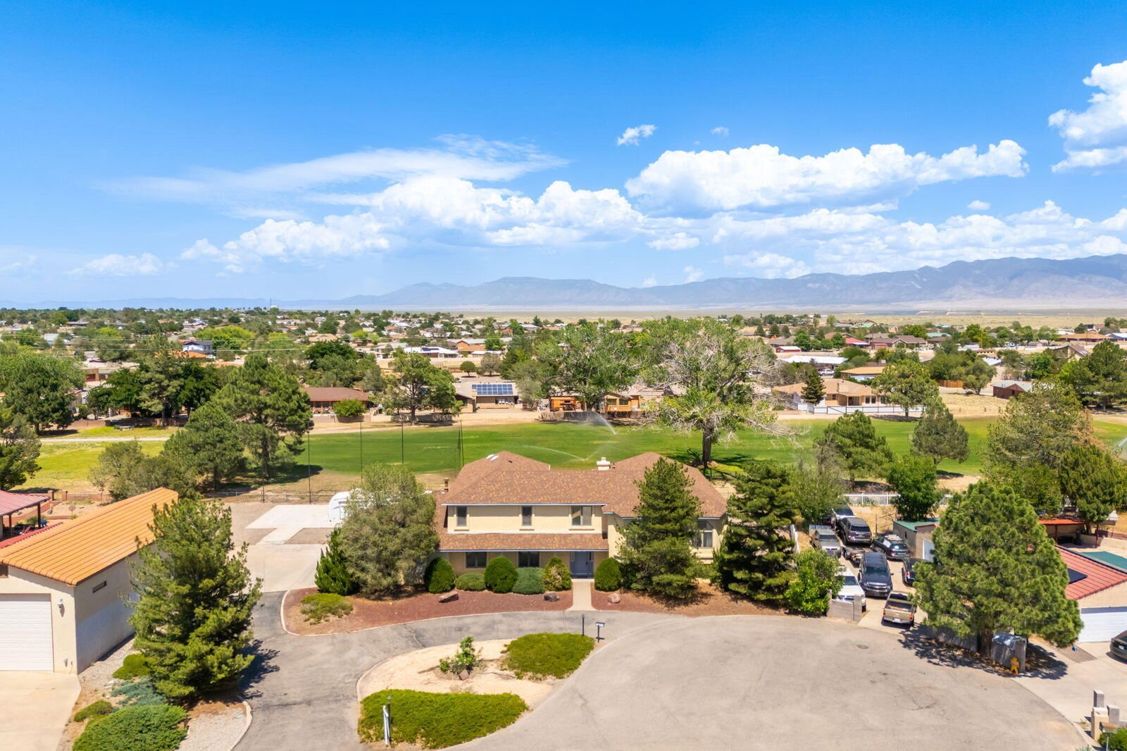 Property Photo: 607 Willowbrook Lane NM 87002