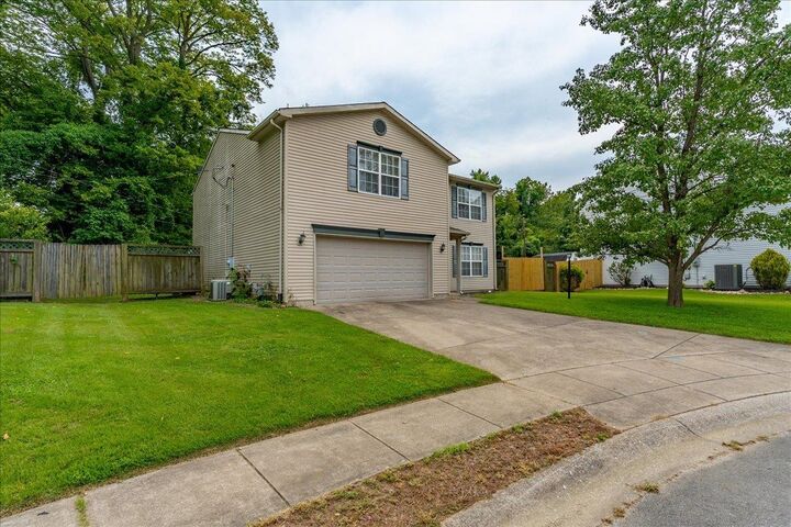 Property Photo: 674 Canoe Creek Drive KY 42420